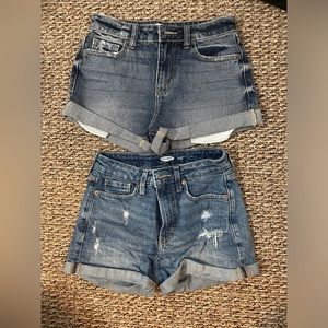 Bundle of 2 Shorts